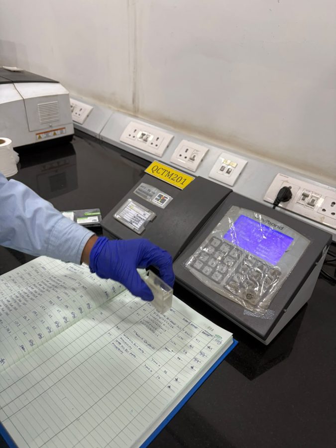 Measuring colour on a Lovibond colorimeter